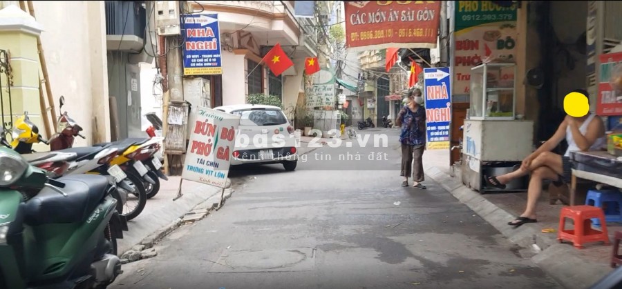Bán nhà mặt phố Pháo Đài Láng, vỉa hè, ô tô, KD. 70m2 5T MT8m nhỉnh 9 tỷ
