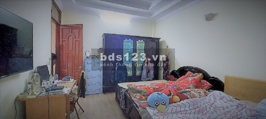 Bán nhà mặt phố Pháo Đài Láng, vỉa hè, ô tô, KD. 70m2 5T MT8m nhỉnh 9 tỷ