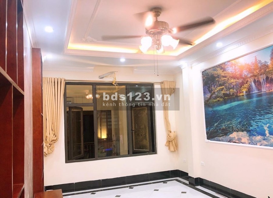 Bán nhà Vương Thừa Vũ, ô tô đỗ, 5 tầng, DT40m2,giá 4 tỷ
