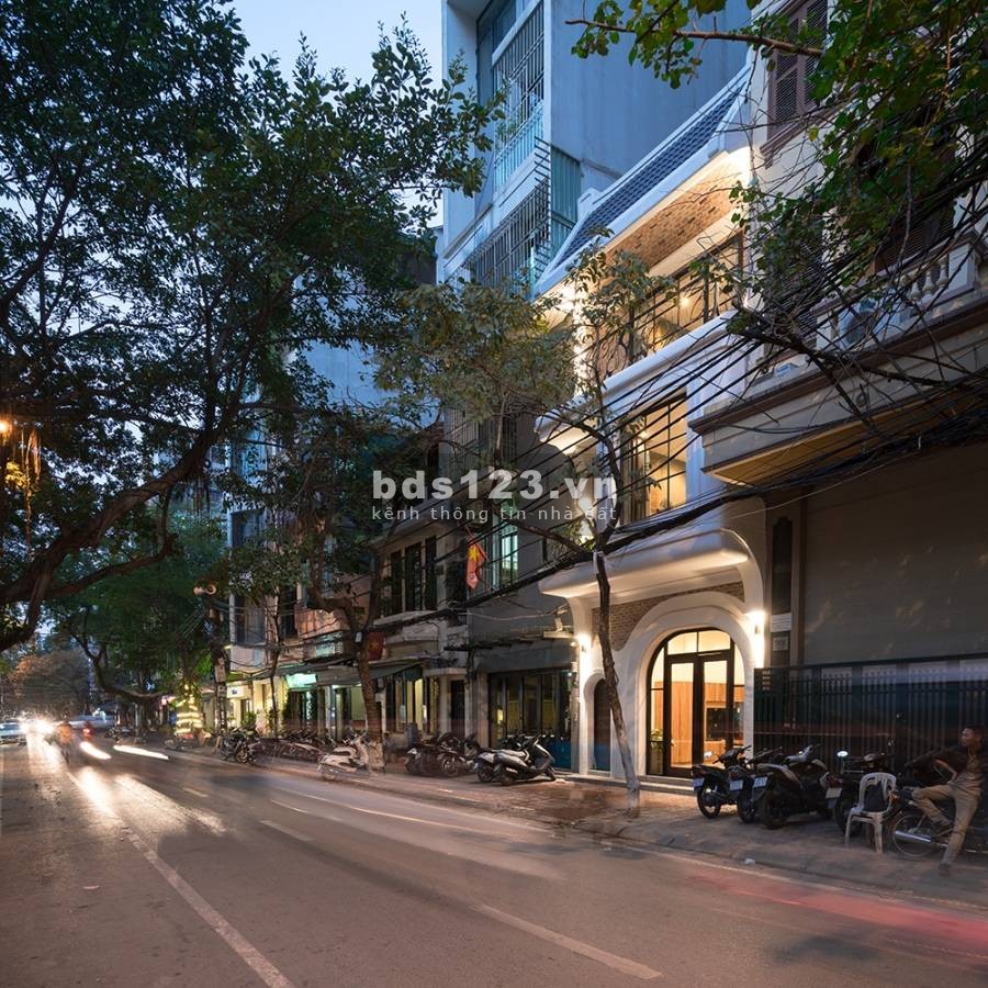 Bán nhà mặt phố Triệu Việt Vương, 56m2, 4 tầng, 14m mặt tiền, giá 42 Tỷ, LH 0839844444