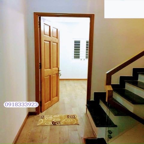 Đi Úc cần gấp Bán nhà 888/8A Lạc Long Quân, Phường 8, Quận Tân Bình, 60M2, 4PN, 3 Tầng, giá 5 tỷ 9
