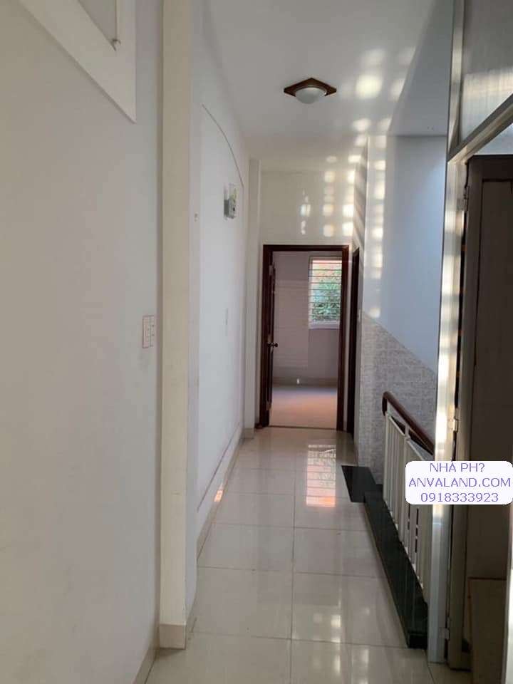 RẺ ĐẸP HIẾM ĐỘC MẶT TIỀN HOA HẬU NHÀ 3 MẶT TIỀN Q1 81M2 NGANG khủng 9.3M GIÁ 14 TỶ