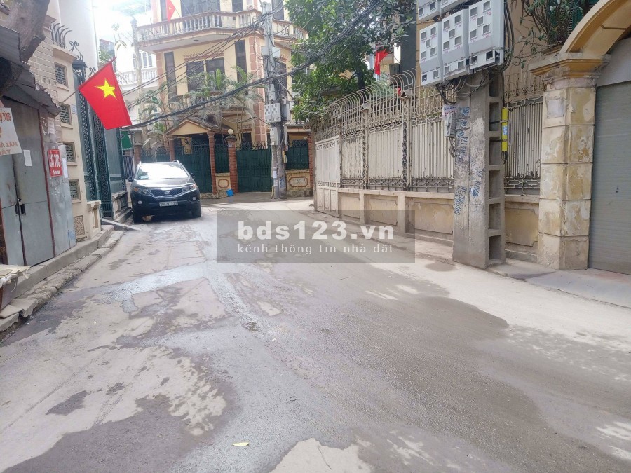 Bán đất phố Võng Thị Tây Hồ, ô tô, kinh doanh, gần hồ, 100m2, mặt tiền 6.3m, 8 tỷ