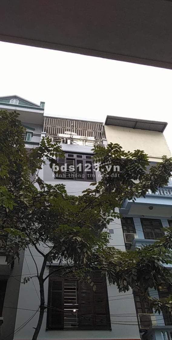 Bán nhà Đặng Thùy Trâm nội thất VIP phân lô ô tô, DT 60mx5t, mt hơn 4m, tầm tiền hiếm.