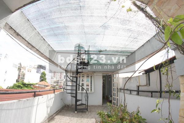 Chính chủ bán gấp nhà Nguyễn Hồng Đào Quận Tân Bình 32m2 giá rẻ.