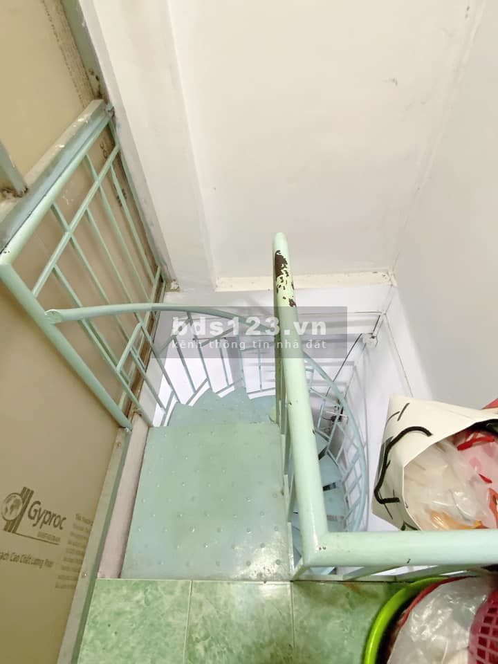 Bán nhà hẻm to Phạm Văn Hai Tân Bình, 2 tầng, 26m2 chỉ 2.95tỷ