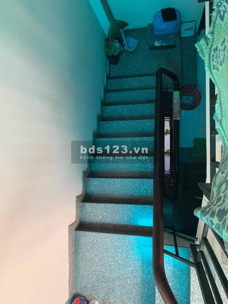 Bán nhà 1 đời chủ đường Nguyễn Thiện Thuật Q.3, HXH 6m, giá rẻ