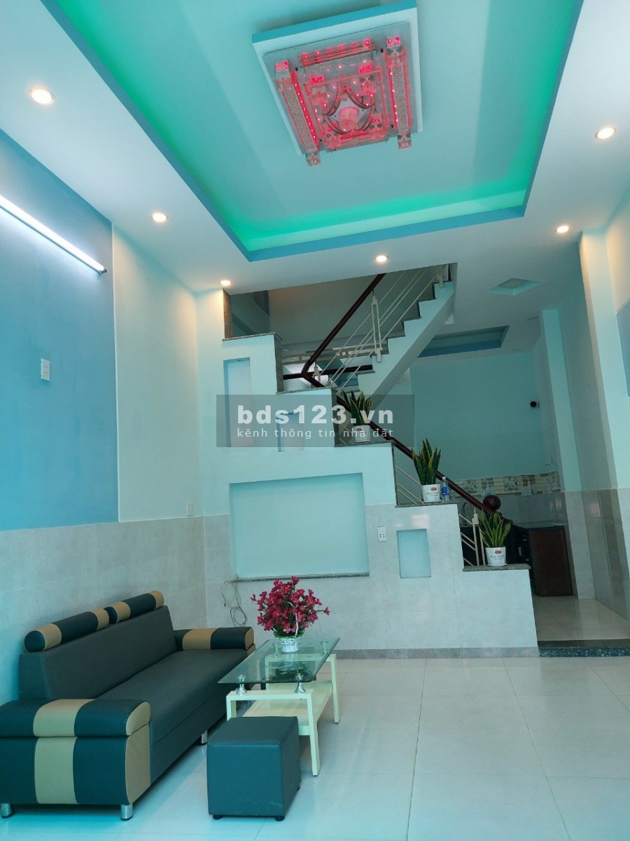 Bán Nhà TL15 Quận 12 53M 4x14 3 Tầng 5PN 3 Tỷ 5