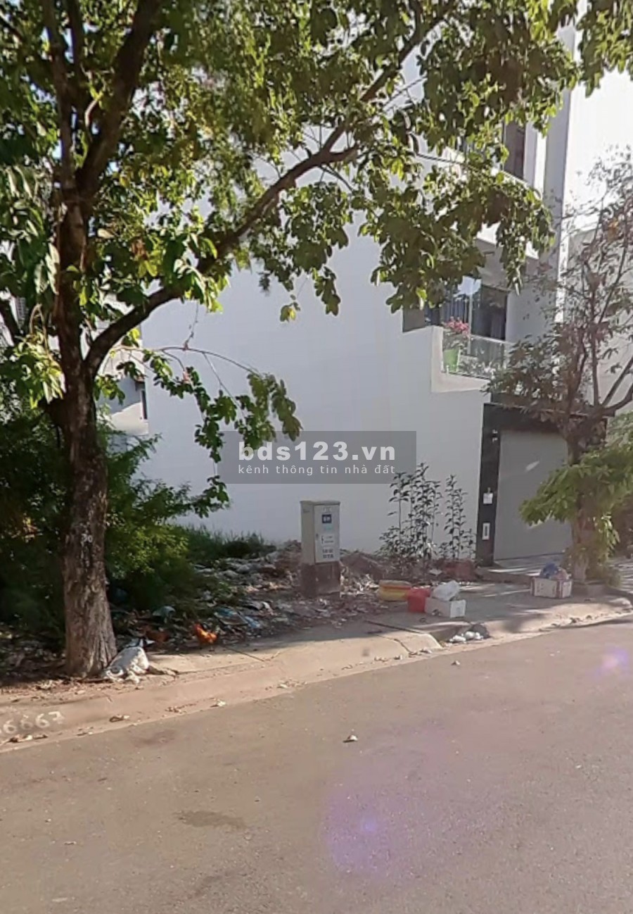 Bán Lô góc 106 m2 MT Ba Vân giao Trương Công Định, giá 3tỷ9 sổ sẵn giao nền công chứng ngay