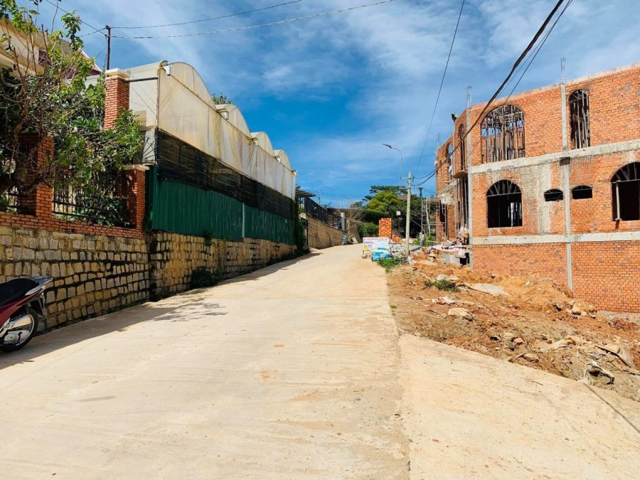 Bán lô đất đẹp rẻ đường Trịnh Hoài Đức - phường 11 Đà Lạt.