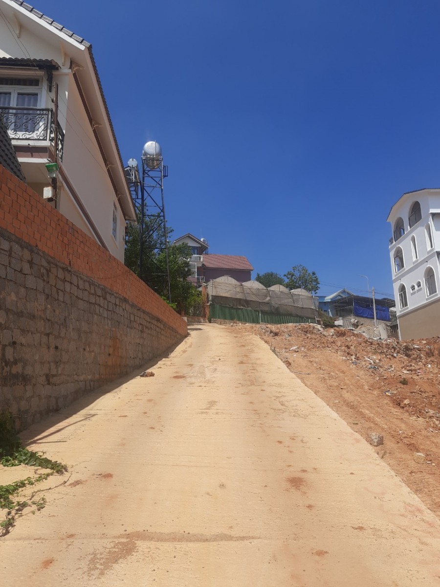 Bán lô đất đẹp rẻ đường Trịnh Hoài Đức - phường 11 Đà Lạt.
