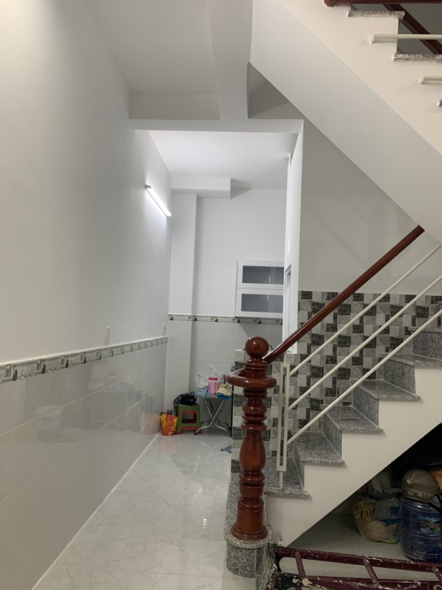 CHÍNH CHỦ BÁN NHÀ 1 TRỆT, 2 LẦU Ở ẤP 4, HUỲNH TẤN PHÁT, PHÚ XUÂN , NHÀ BÈ, TP.HCM