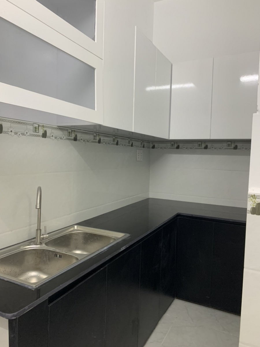 CHÍNH CHỦ BÁN NHÀ 1 TRỆT, 2 LẦU Ở ẤP 4, HUỲNH TẤN PHÁT, PHÚ XUÂN , NHÀ BÈ, TP.HCM