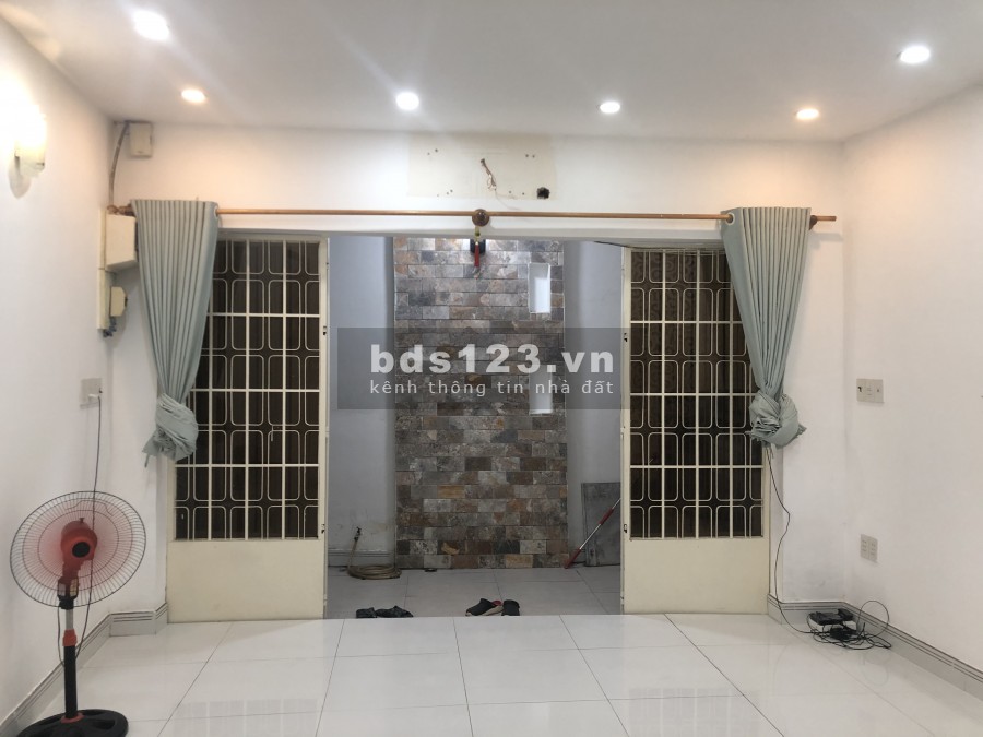 Nhà nguyên căn Phú Nhuận 2PN-2WC, nhà mới sạch sẽ chỉ 8tr/tháng. LH 0906699824
