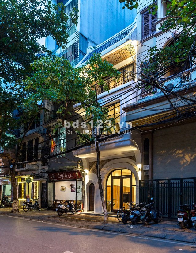 Bán nhà mặt phố Triệu Việt Vương, 56m2, 4 tầng, 14m mặt tiền, giá 42 Tỷ, LH 0839844444