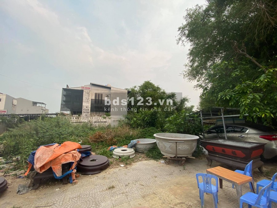 Đất mặt tiền đường Phạm Ngọc Thạch ngay tttp, diện tích 134,5m, giá tốt