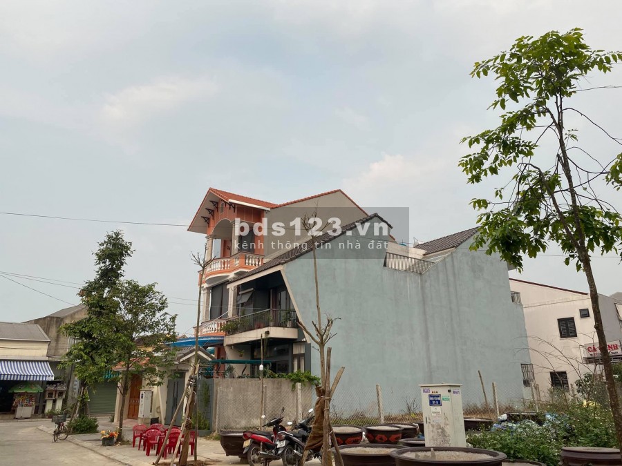 Đất mặt tiền đường Phạm Ngọc Thạch ngay tttp, diện tích 134,5m, giá tốt