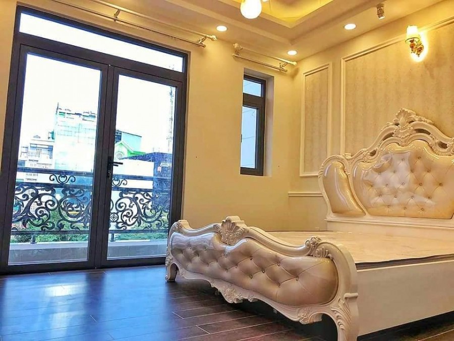 Bán nhà hẻm xe tăng, phường 16 Gò Vấp 40m2 4 tầng, 5 tỷ.