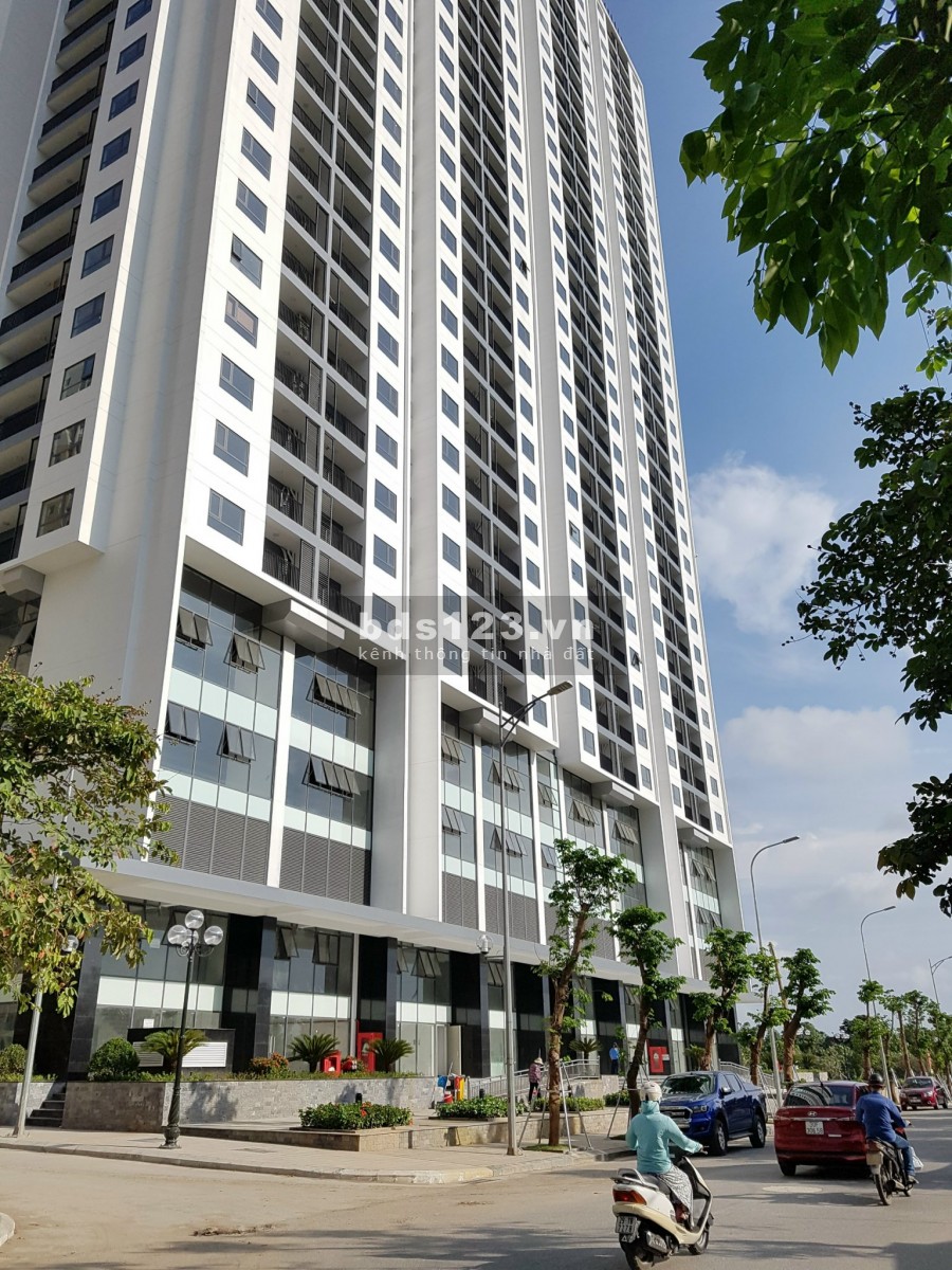 Xuất ngoại giao căn hộ góc 3PN, 97m2, ban công Nam, tầng trung. Giá: 1.950.000.000