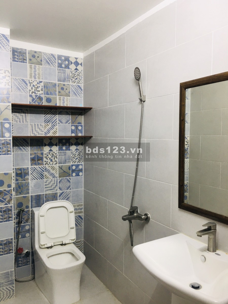 Nhà Bờ Bao Tân Thắng, 3L, ST, 6PN, 7WC, làm CHDV