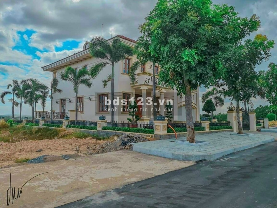 KHÁCH KẸT TIỀN CẦN BÁN NHANH LÔ ĐẤT BIÊN HÒA NEW CITY, DT 5 X 20M, 6 X 20M, 12 X 20M. LH 0931219386