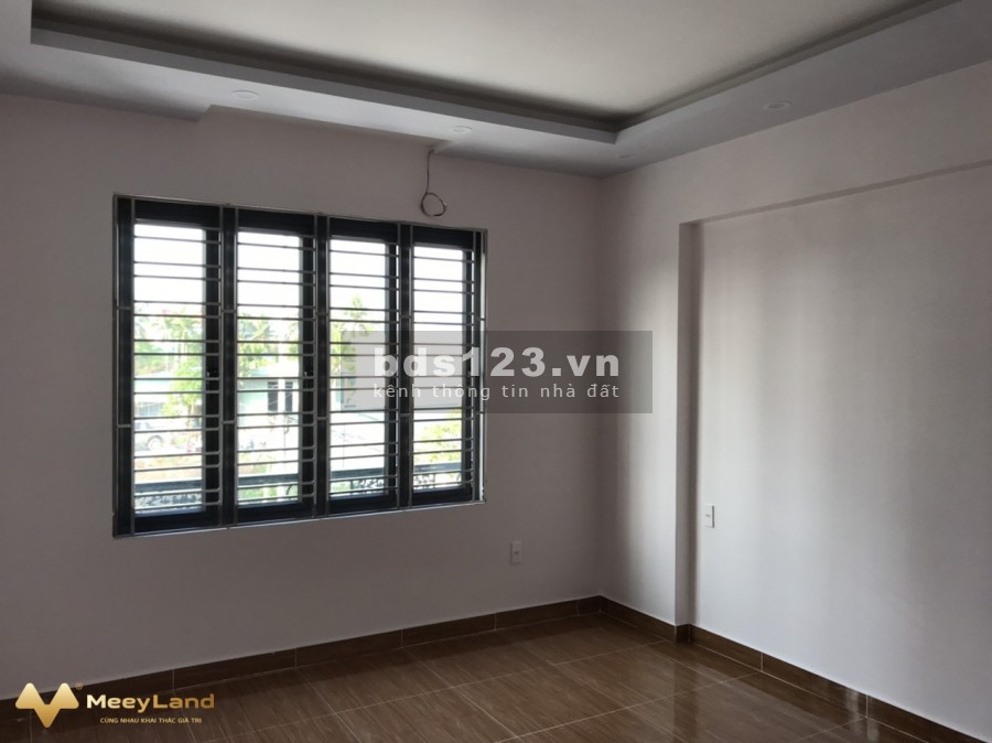 Lô góc Ô tô Kinh doanh Ở sướng