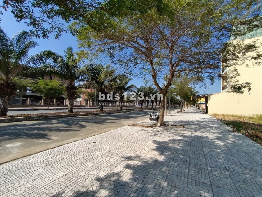 Khách cần nghỉ dưỡng có nghỉ dưỡng, cần ở hay đầu tư đều thoải mái, mặt tiền kinh doanh khu vực TP
