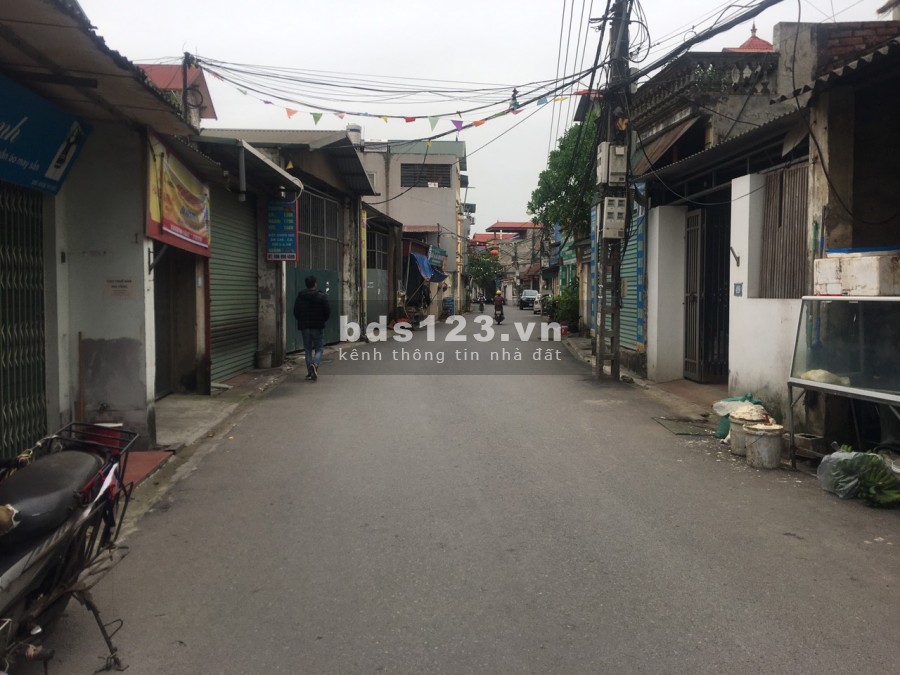 Thua lỗ bán gấp 119,4m xóm 6 Đông Dư hiếm có, mặt tiền rộng, giá sốc