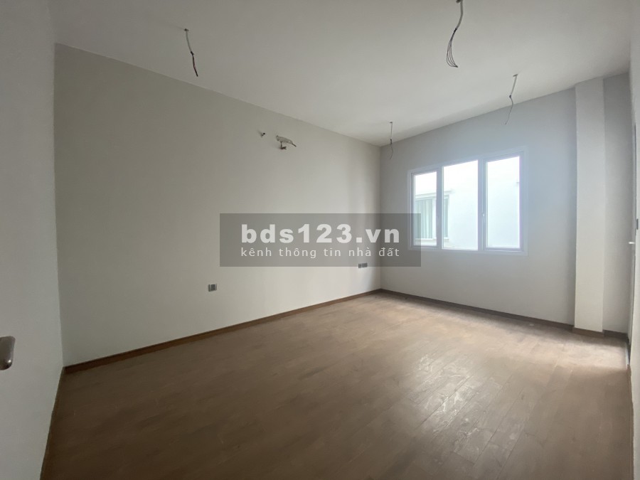 Bán biệt thự GIÁ TỐT K3 Ciputra, 140m2, 3 tầng, hướng Bắc, giá bán: 28 tỷ. LH: 0398195355