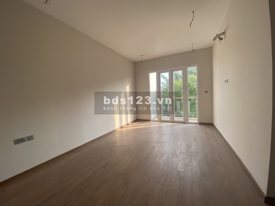 Bán biệt thự GIÁ TỐT K3 Ciputra, 140m2, 3 tầng, hướng Bắc, giá bán: 28 tỷ. LH: 0398195355
