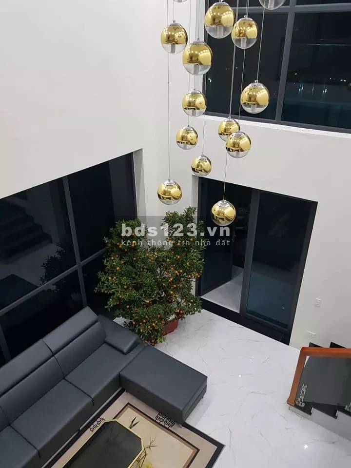 Siêu phẩm LONG BIÊN.MỚI KÍNH KOONG GẦN OTO TRUNG TÂM QUẬN AN SINH TUYỆT ĐỈNH