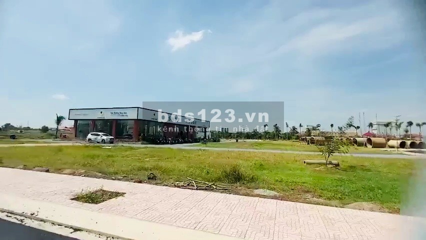 Đất ngộp chủ cần bán gấp 100m2 400tr
