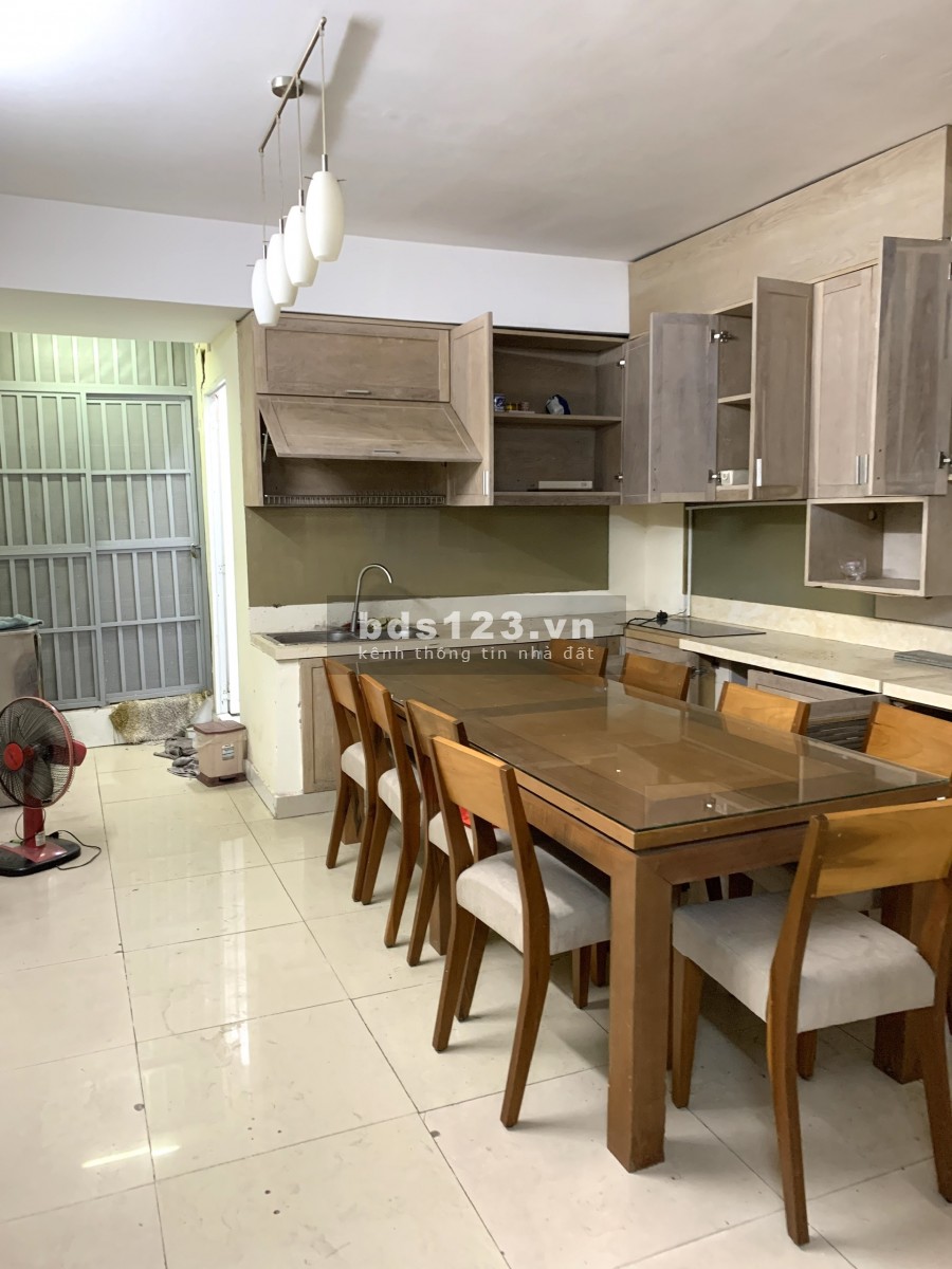Nhà D1 4x19m, 1 trệt 2 lầu 3 phòng ngủ, 4wc, 23tr/th, hỗ trợ năm đầu cho khách.