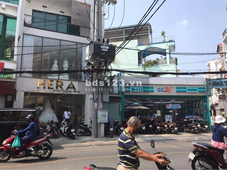 Cho thuê Nhà NC Mặt tiền Huỳnh Văn Bánh, P.14, Q.Phú Nhuận. ngang 6m, 45tr.