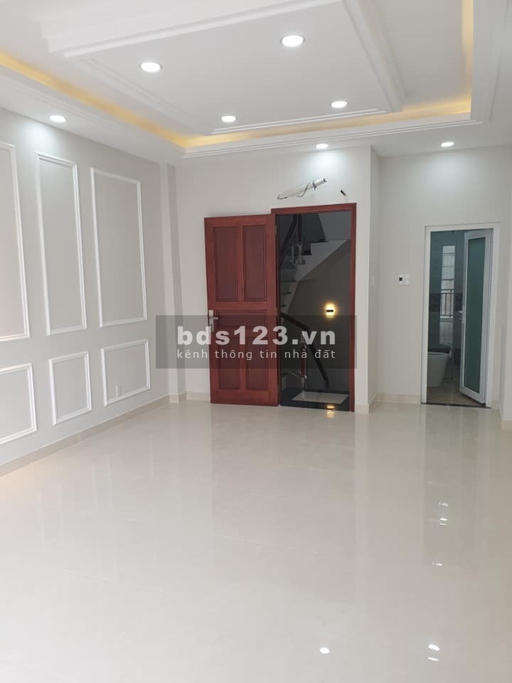 Bán Nhà HXH Nguyễn Văn Đậu DT: 45m2, 5L, 4m x 12m, Giá: 8.8 tỷ.