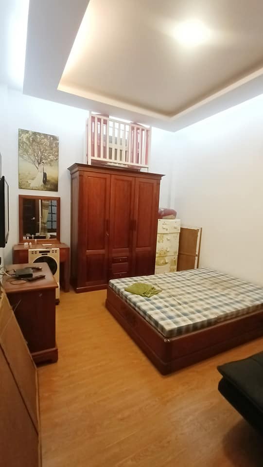 Bán nhà Hà Đông. DT 60m x5t. Mặt tiền 4.7m. Giá 4.8 tỷ