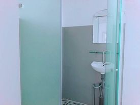Bán nhà hẻm lớn đường Nơ Trang Long, 22 m2, ngang 4,2m, chỉ 2 tỷ