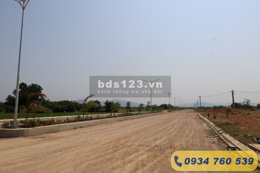 Thị trường đất nền An Nhơn sôi sục với dự án Khu đô thị mới Cẩm Văn, giá hợp lý, thanh khoản tốt, sổ đỏ từng nền