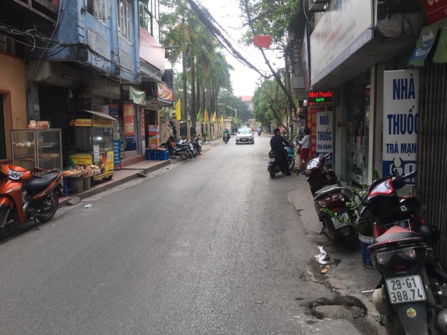 Hàng hot mặt phố duy nhất chỉ hơn 100 triệu/m đang đợi chủ mới! Đường lớn có thể đỗ ô tô