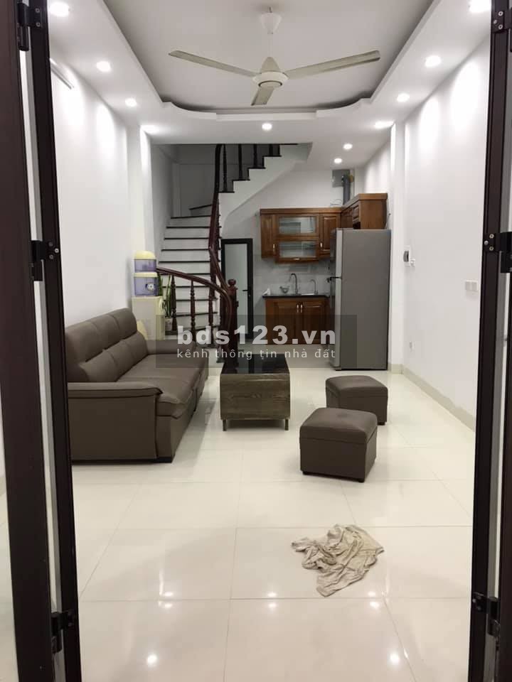 LÔ GÓC, ở ngay, nội thất VIP, gần hồ 3 mẫu, 33m2x4 tầng, 2.75 TỶ