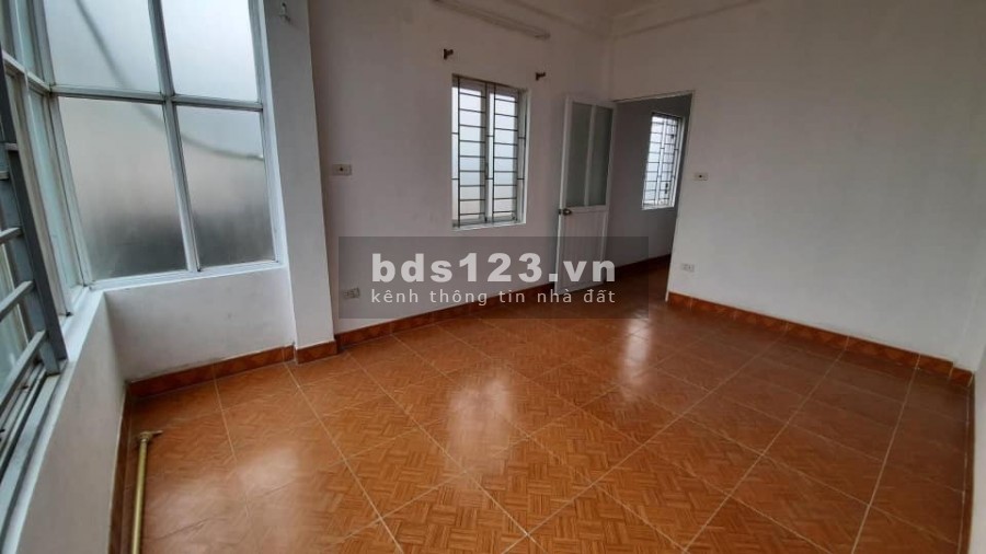 LÔ GÓC, CÁCH Ô TÔ TRÁNH 20M, ĐƯỜNG NGÕ TO CHO SH QUAY ĐẦU, NHÀ THOÁNG, SÁNG, GIÁ QUÁ HỜI