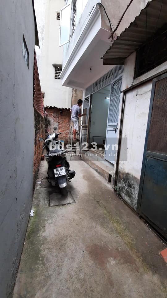 LÔ GÓC, CÁCH Ô TÔ TRÁNH 20M, ĐƯỜNG NGÕ TO CHO SH QUAY ĐẦU, NHÀ THOÁNG, SÁNG, GIÁ QUÁ HỜI