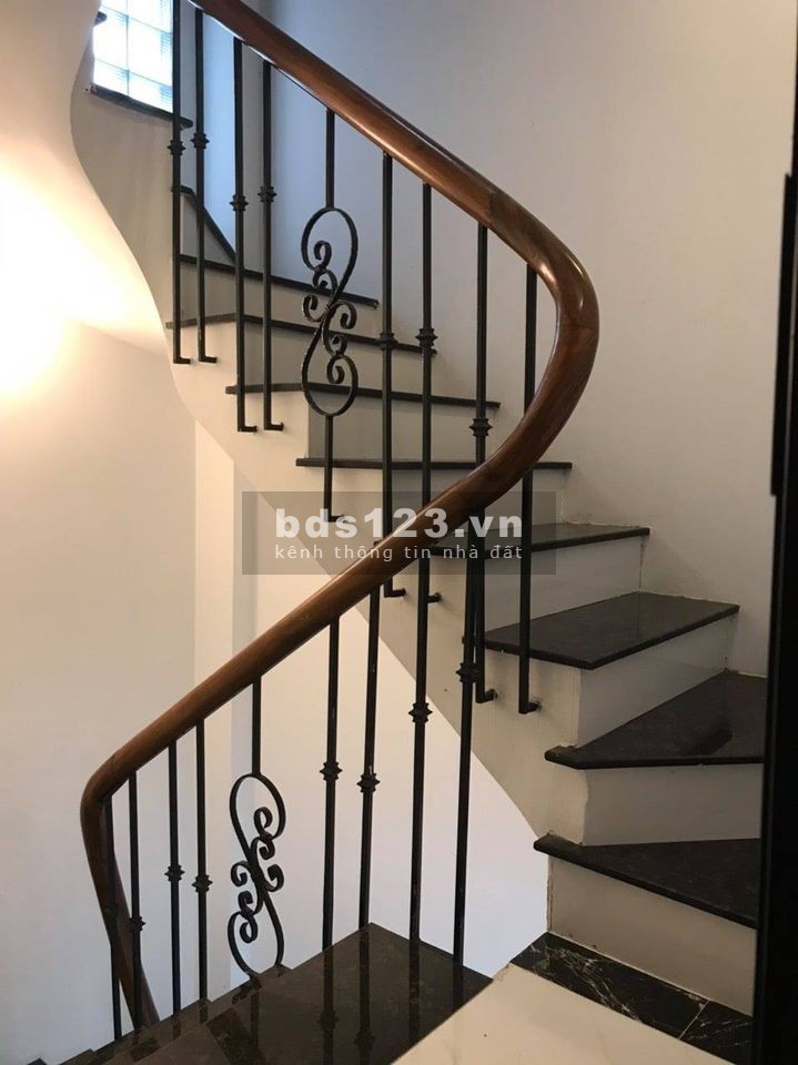 Bán nhà An Dương Vương 35m2 x 5 tầng; Giá nhỉnh 2 tỷ