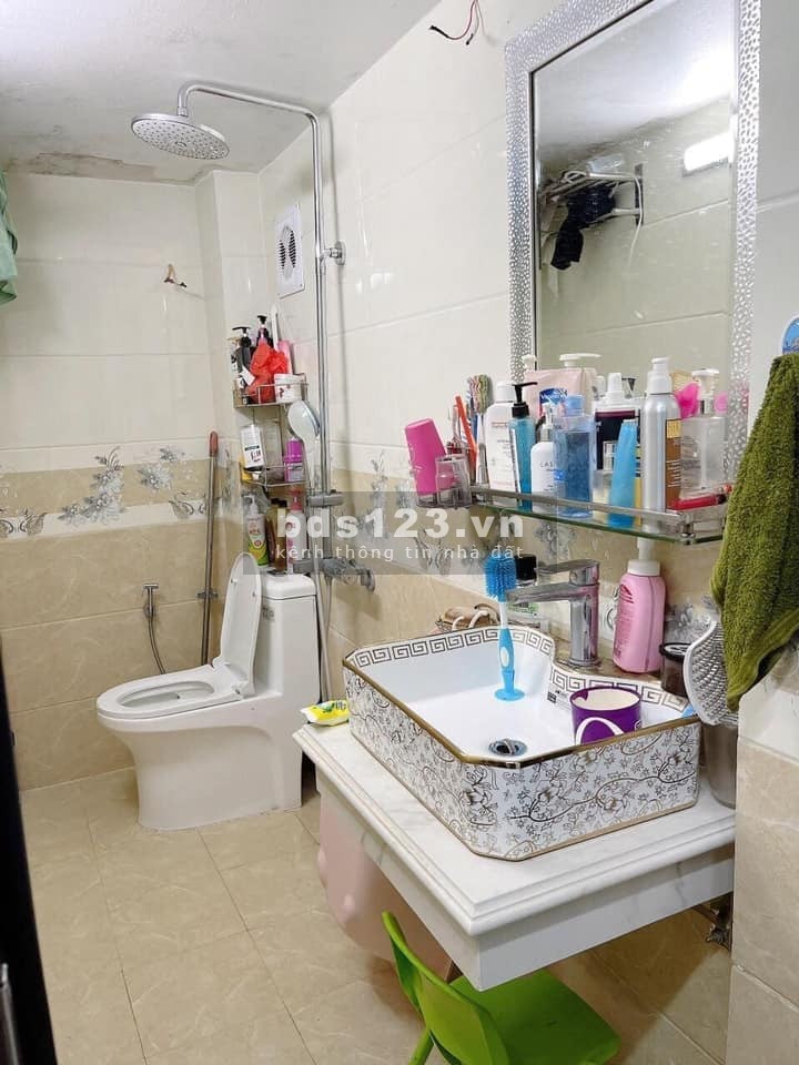 BÁN ĐẤT BỒ ĐỀ TẶNG NHÀ 50M RA Ô TÔ 100M RA HỒ BỒ ĐỀ 36m2, 3 tầng, 3m mặt, GIÁ CHỈ 2.65 TỶ