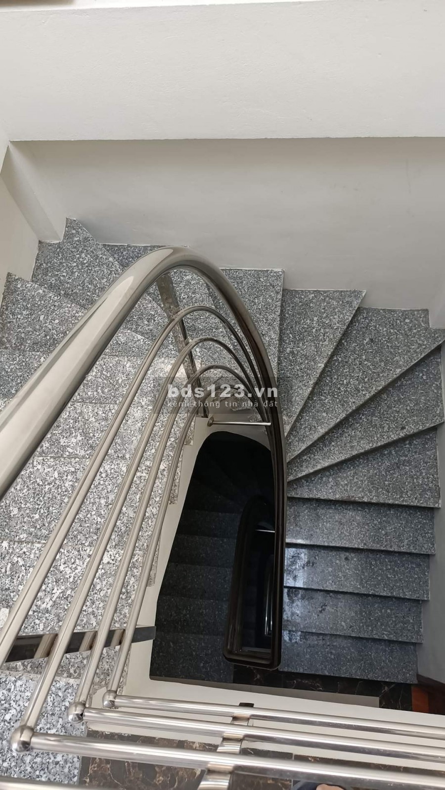 CẦN BÁN TÒA NHÀ CHUNG CƯ MINI VỪA Ở VỪA CHO THUÊ CẦU DIỄN, LH MR TRƯỜNG 0975858750/0981829904