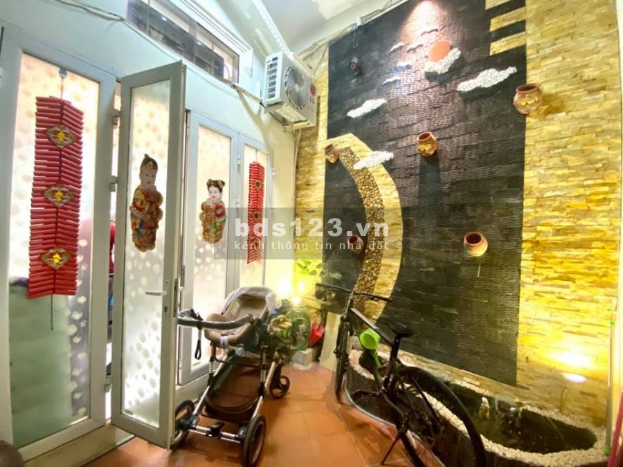BÁN ĐẤT BỒ ĐỀ TẶNG NHÀ 50M RA Ô TÔ 100M RA HỒ BỒ ĐỀ 36m2, 3 tầng, 3m mặt, GIÁ CHỈ 2.65 TỶ