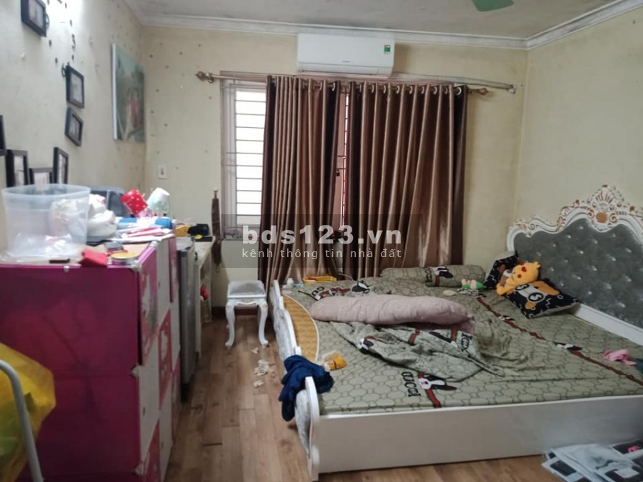 Bán nhà mặt ngõ Bạch Mai, ô tô chạy quanh nhà, 39m2x3TxMT4m, giá 6,5 tỷ.