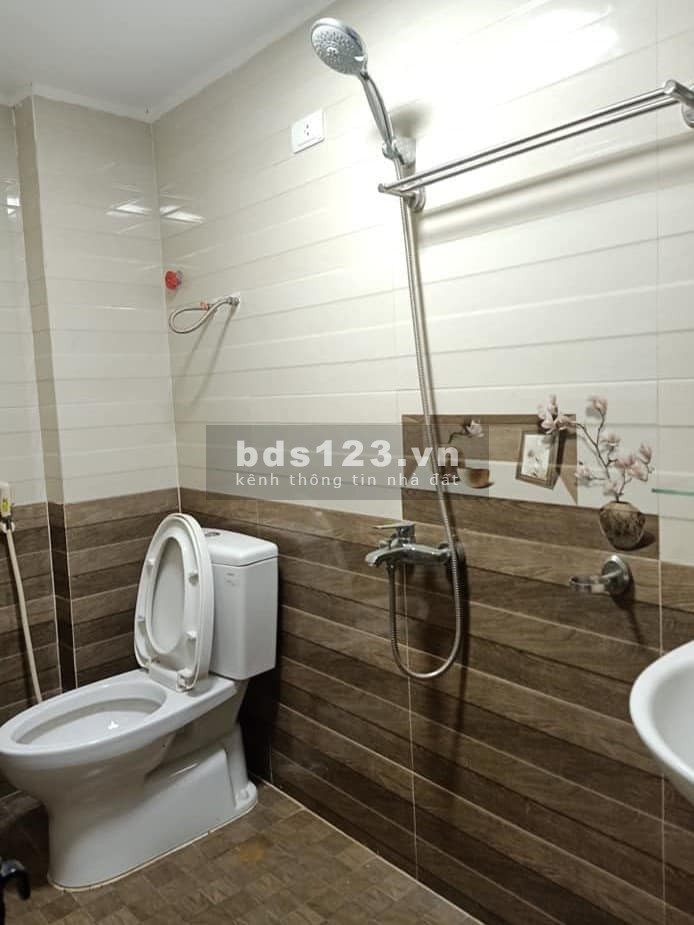 ĐẾN THỜI ĐIỂM CHỐT CHỦ CỰC XOẮN CHỈ NHỈNH 2 TỶ CÓ NGAY NHÀ 6 TẦNG VỊ TRÍ ĐẸP 3 MẶT THOÁNG TẶNG TOÀN BỘ NỘI THẤT