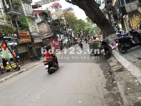 Bán gấp nhà Mặt Phố Trương Định Kinh Doanh siêu Đỉnh M2 chỉ 12 tỷ