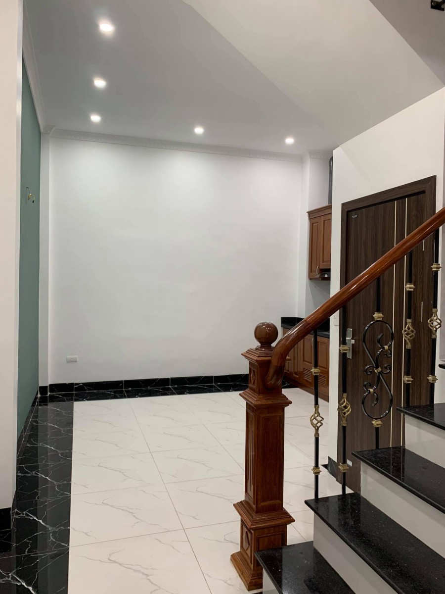 Bán Nhà Định Công Thượng 45m2, MT 4m, Mới Đẹp Ở Ngay, Ngõ Thông Thoáng, Nội Thất Sịn